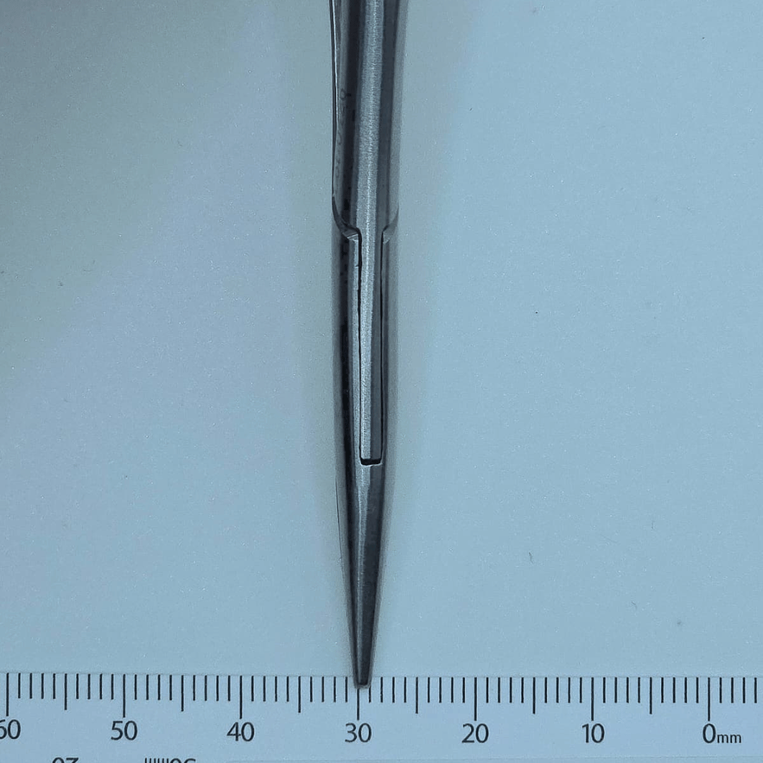 Mathieu Needle Holder 14 cm Narrow Fine Serration - Hu-Friedy
