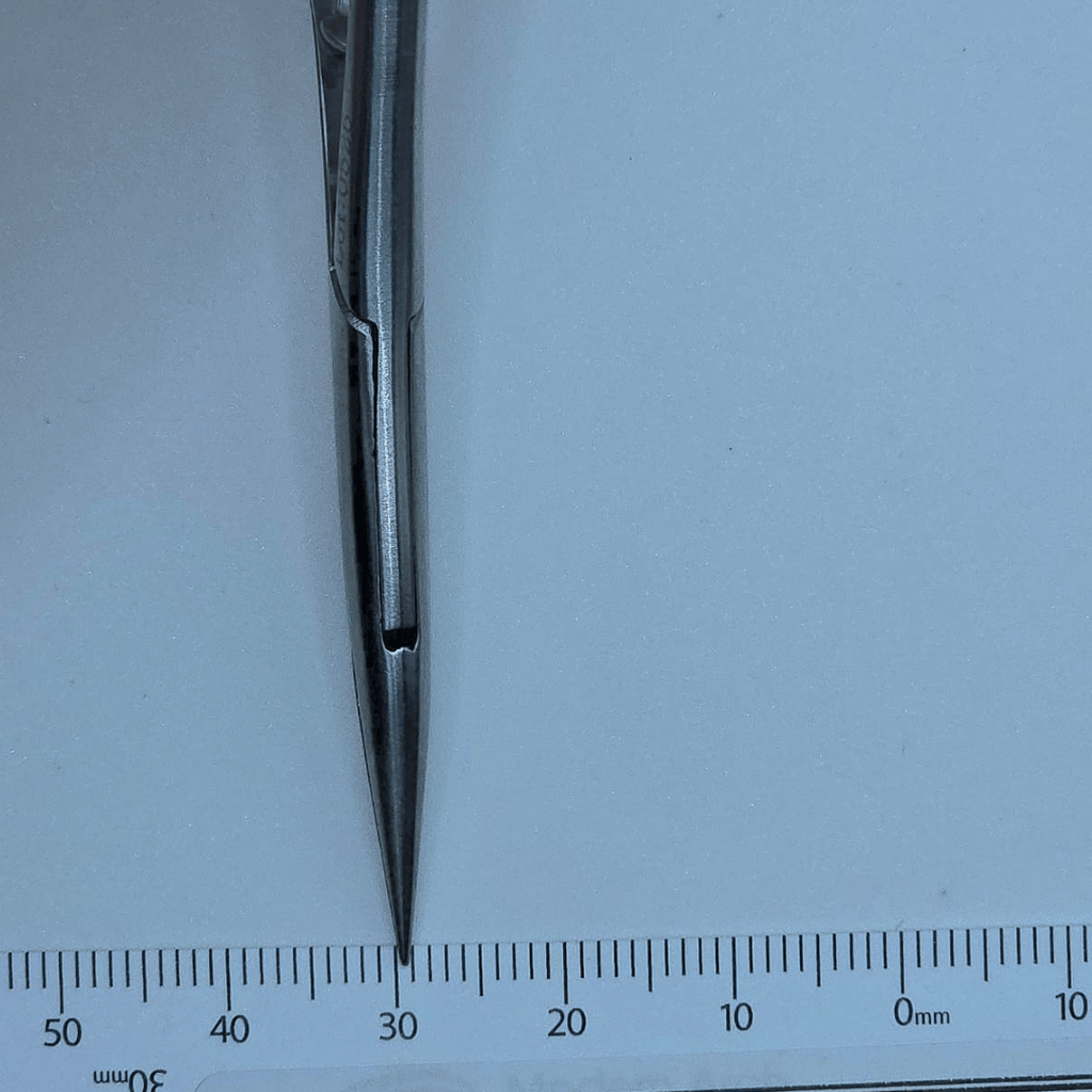 Mathieu Needle Holder 14 cm Super Fine Beak